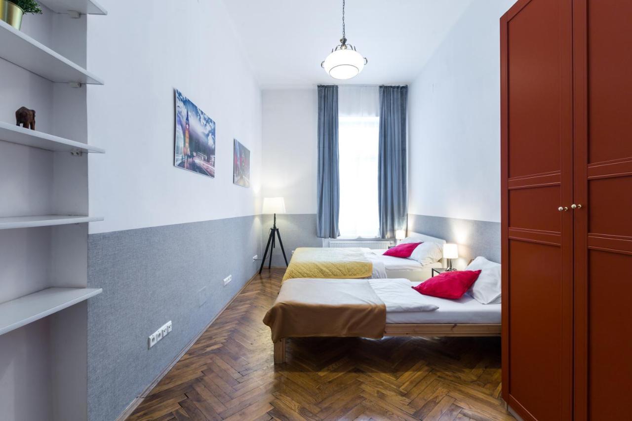 Wawel Cracow Old City Apartments - Friendhouse Apartments 크라쿠프 외부 사진