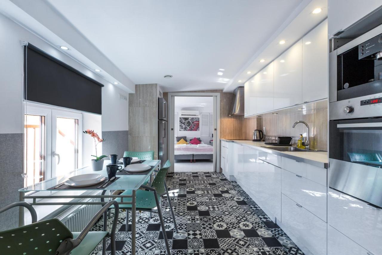 Wawel Cracow Old City Apartments - Friendhouse Apartments 크라쿠프 외부 사진