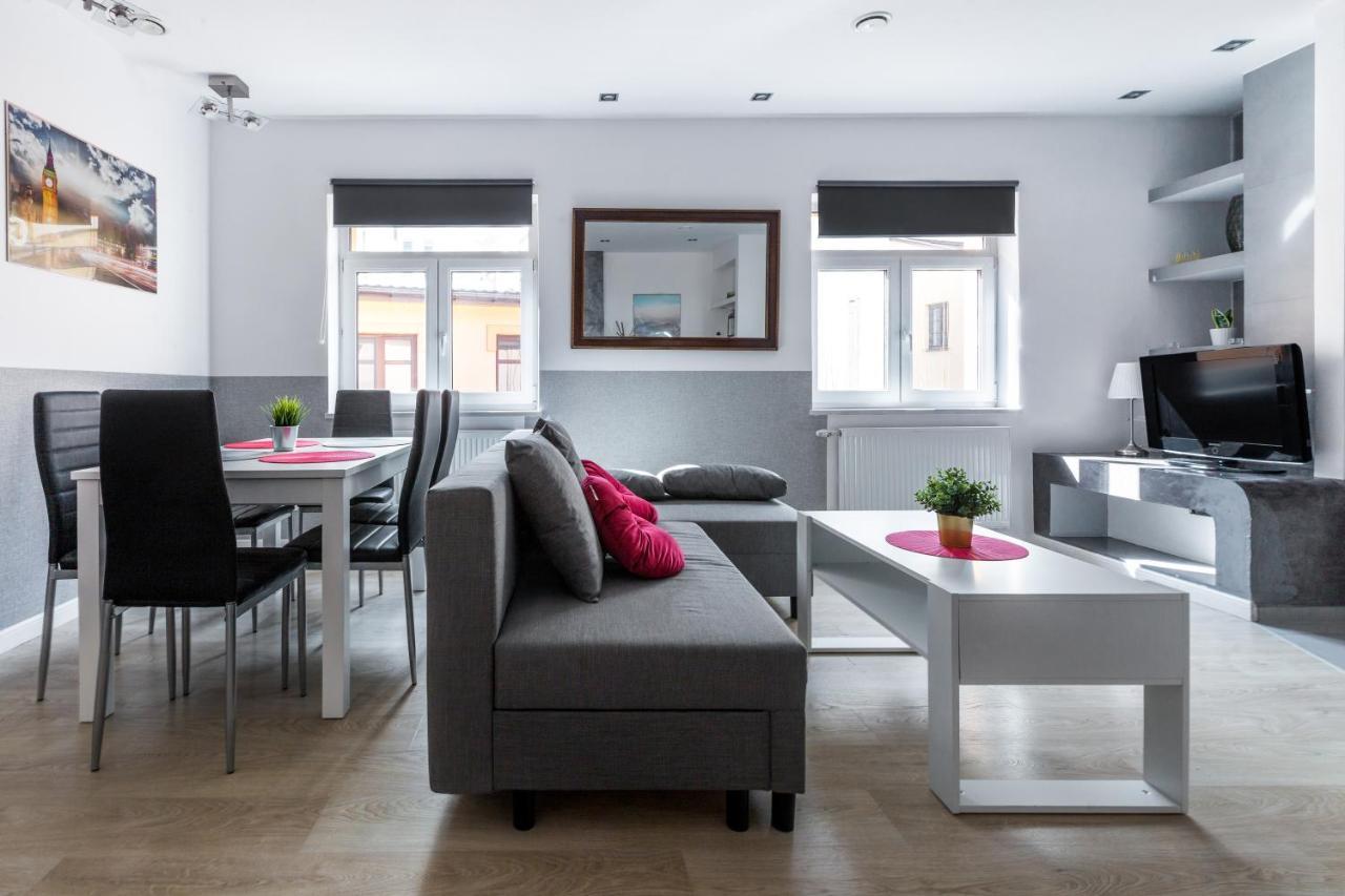 Wawel Cracow Old City Apartments - Friendhouse Apartments 크라쿠프 외부 사진